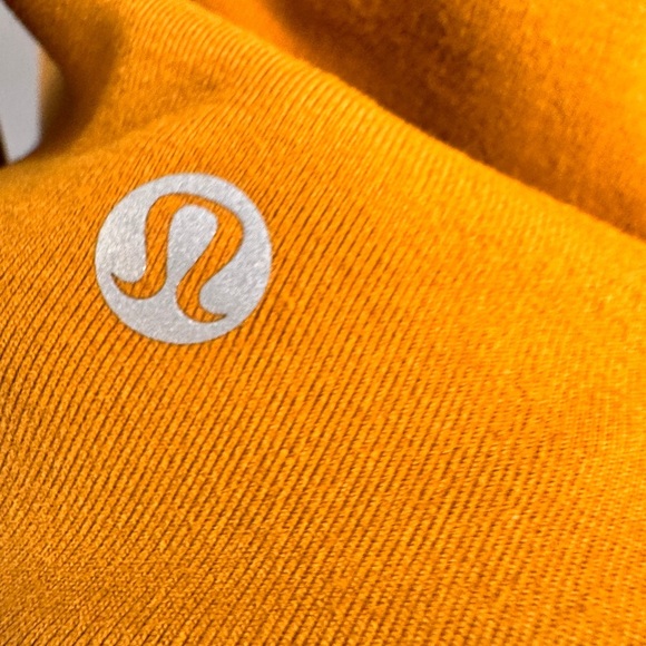 Lululemon Run Briskly 1/2 Zip Long Sleeve Top - Picture 5 of 11